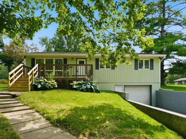 11179 N Wawasee Circle E Circle, Cromwell, IN 46732