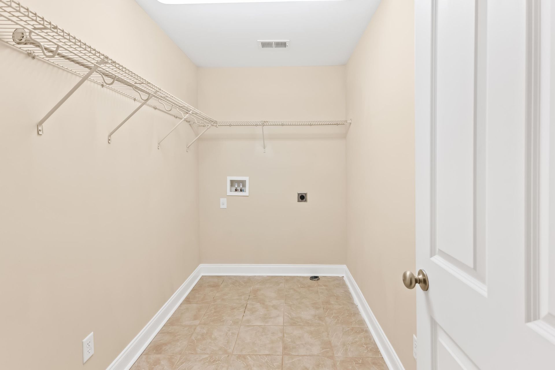 4946 Date Palm Drive Photo 18
