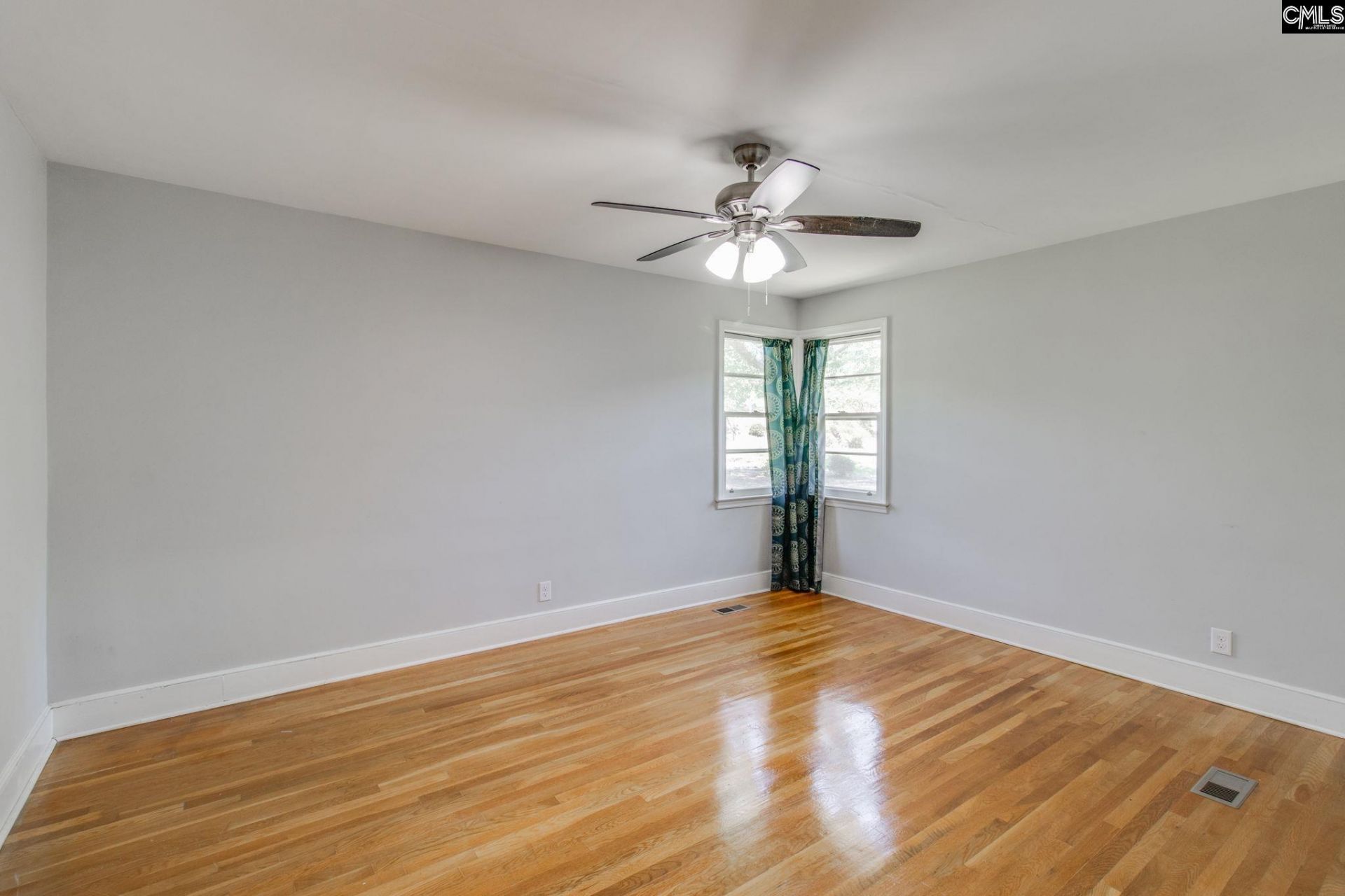 3100 Dennis Drive  Photo 10