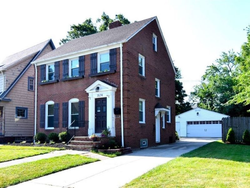 3574 Farland Road, University Heights, OH 44118 Photo 2