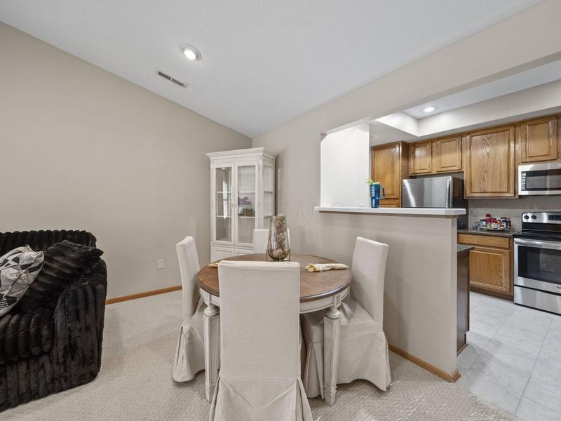 622 Piney Glen Drive, Unit 622, Columbus, OH 43230 Photo 20
