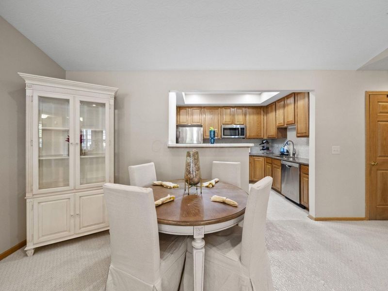 622 Piney Glen Drive, Unit 622, Columbus, OH 43230 Photo 21