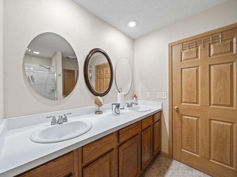 622 Piney Glen Drive, Unit 622, Columbus, OH 43230 Photo 27