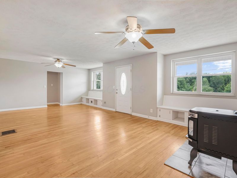 4815 Ashville-Fairfield Road, Ashville, OH 43103 Photo 13