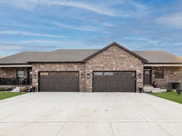 25140 S Westwind Drive , Channahon, IL 60410