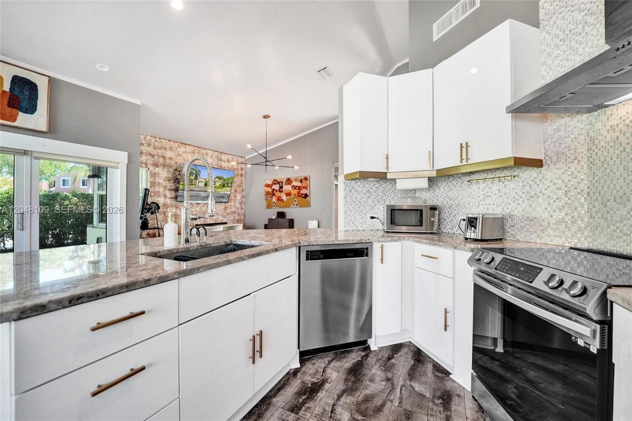 507 Bridgeton Rd , Weston, FL 33326 Photo