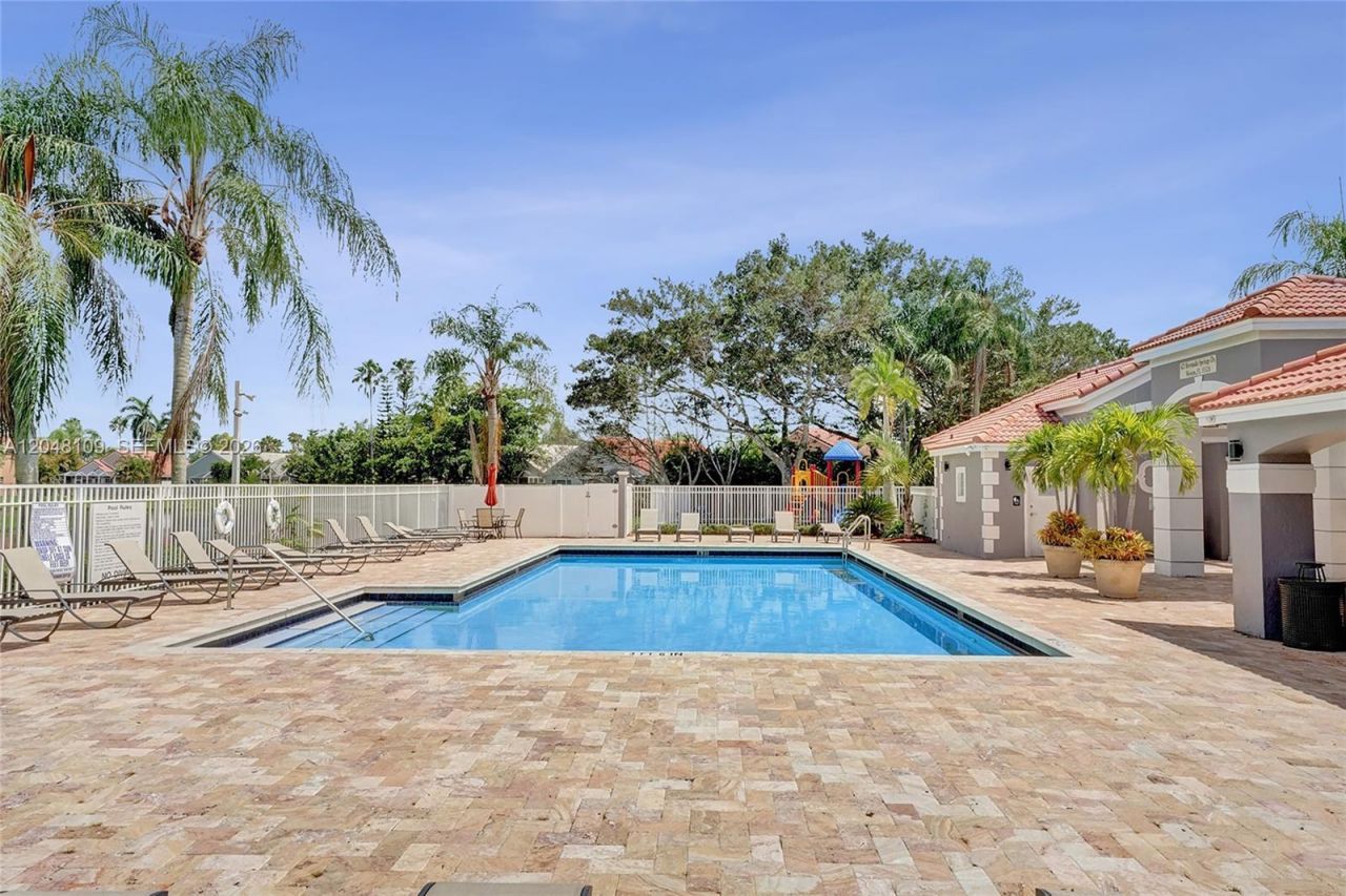 507 Bridgeton Rd , Weston, FL 33326 Photo