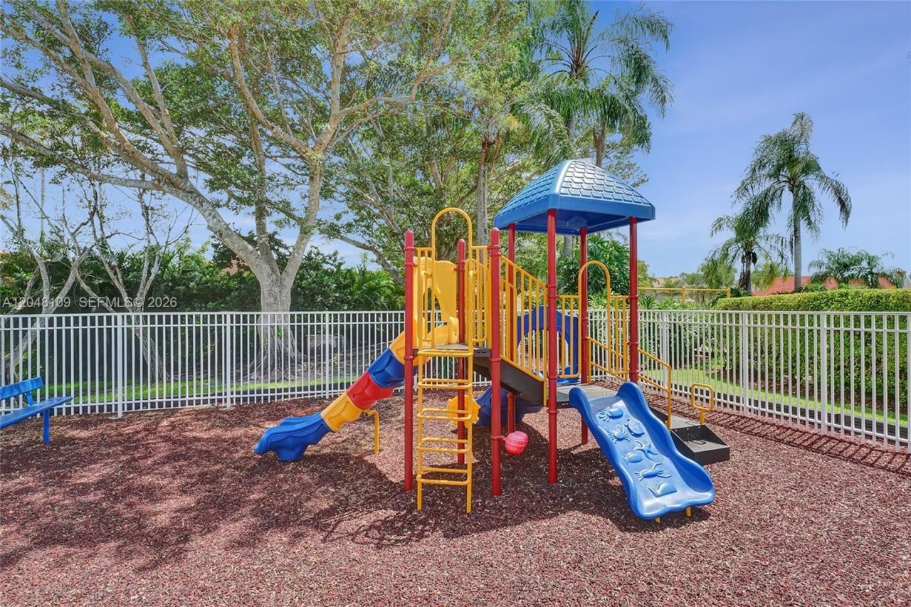 507 Bridgeton Rd , Weston, FL 33326 Photo