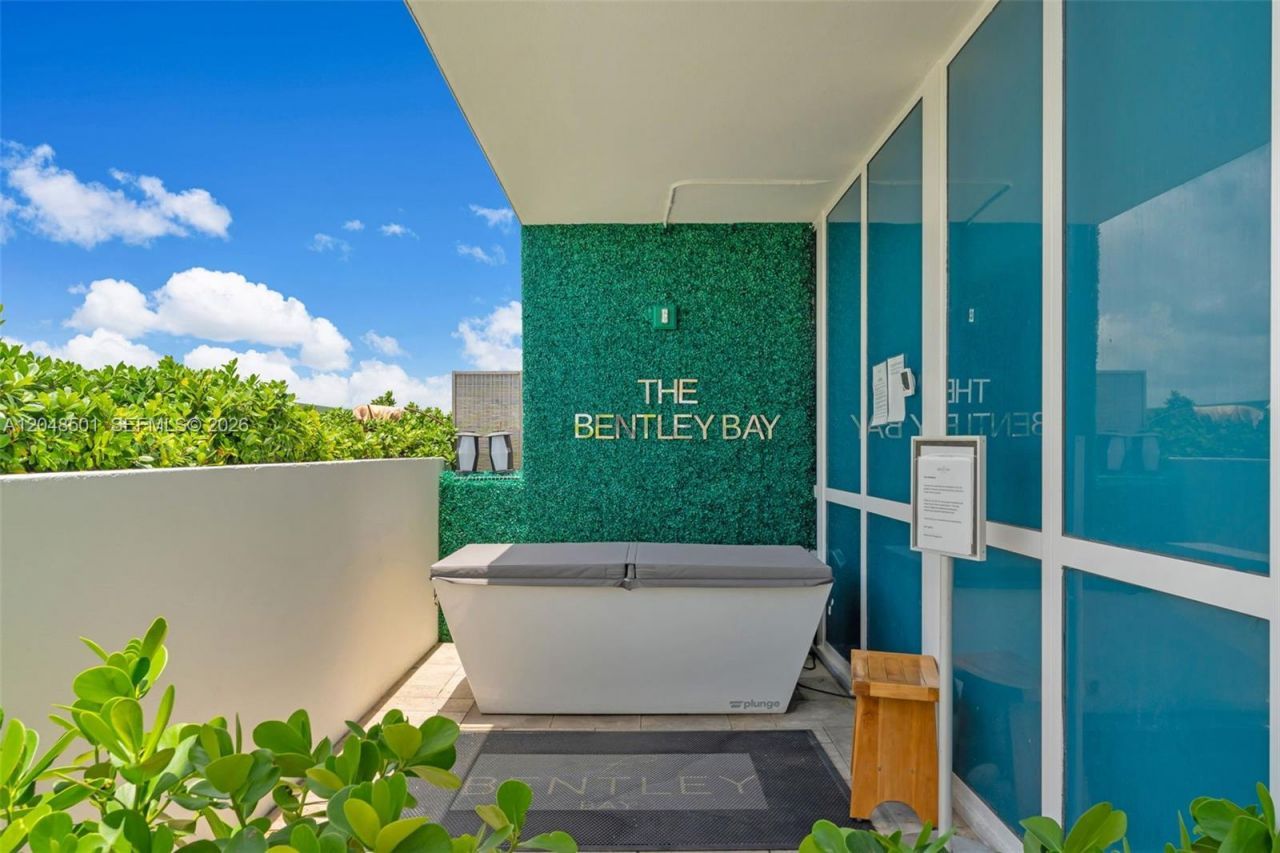 520 West Ave , Unit 604, Miami Beach, FL 33139 Photo