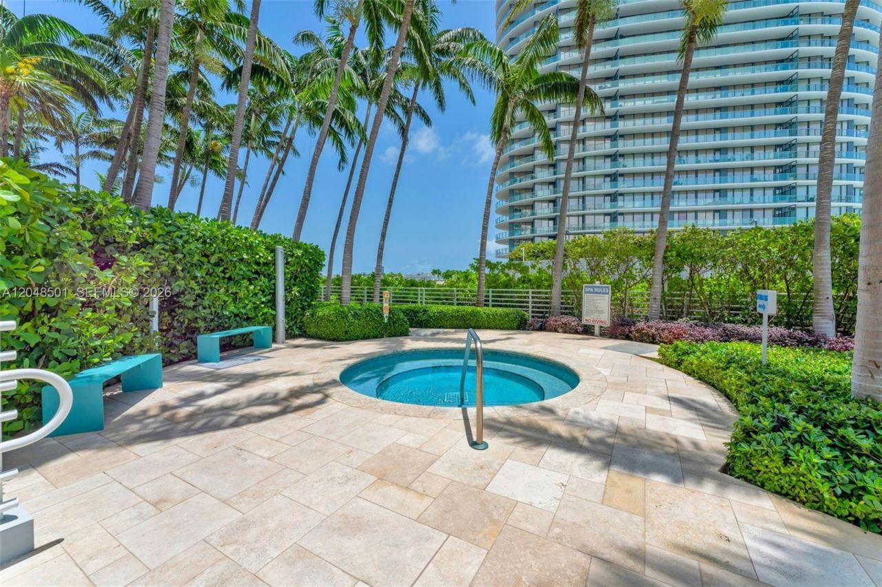 520 West Ave , Unit 604, Miami Beach, FL 33139 Photo