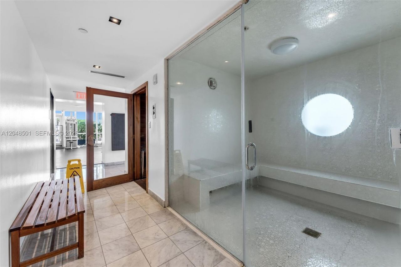 520 West Ave , Unit 604, Miami Beach, FL 33139 Photo