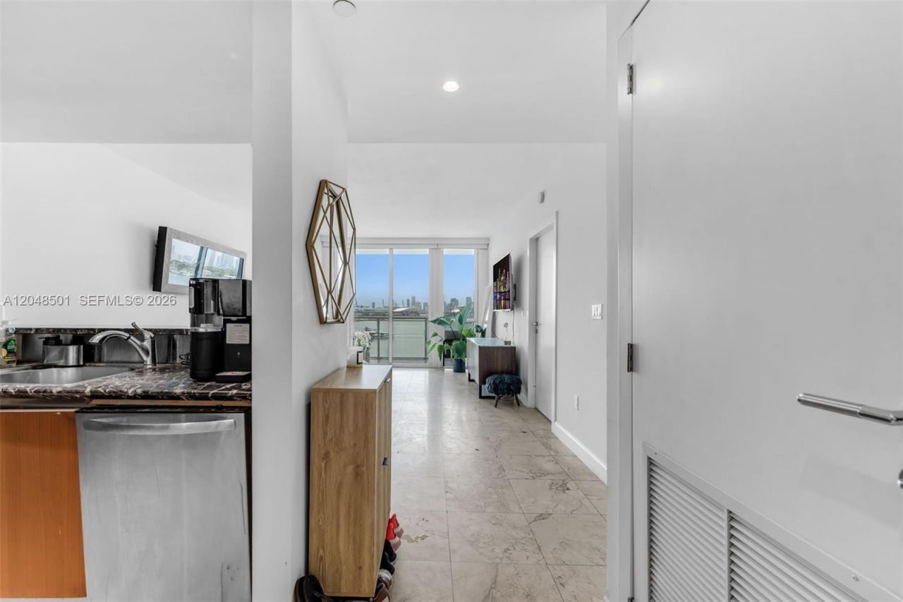 520 West Ave , Unit 604, Miami Beach, FL 33139 Photo