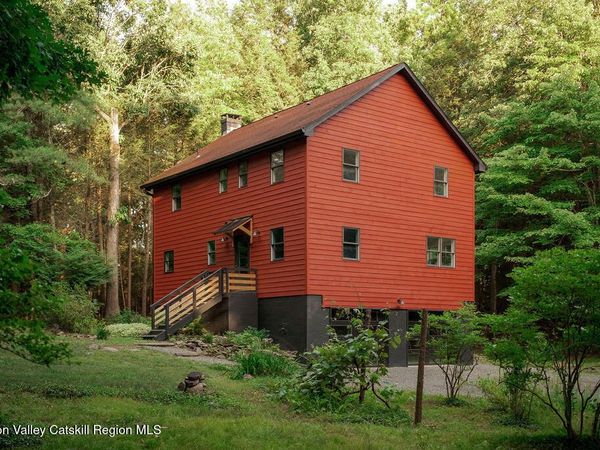 28 Mrs Franks Road, Saugerties, NY 12477