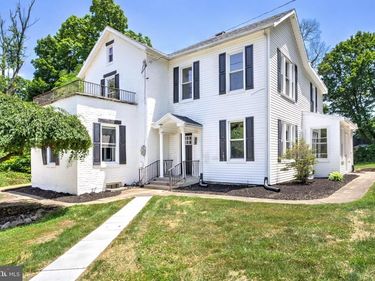 2 N LANDVALE STREET, YORK HAVEN, PA 17370