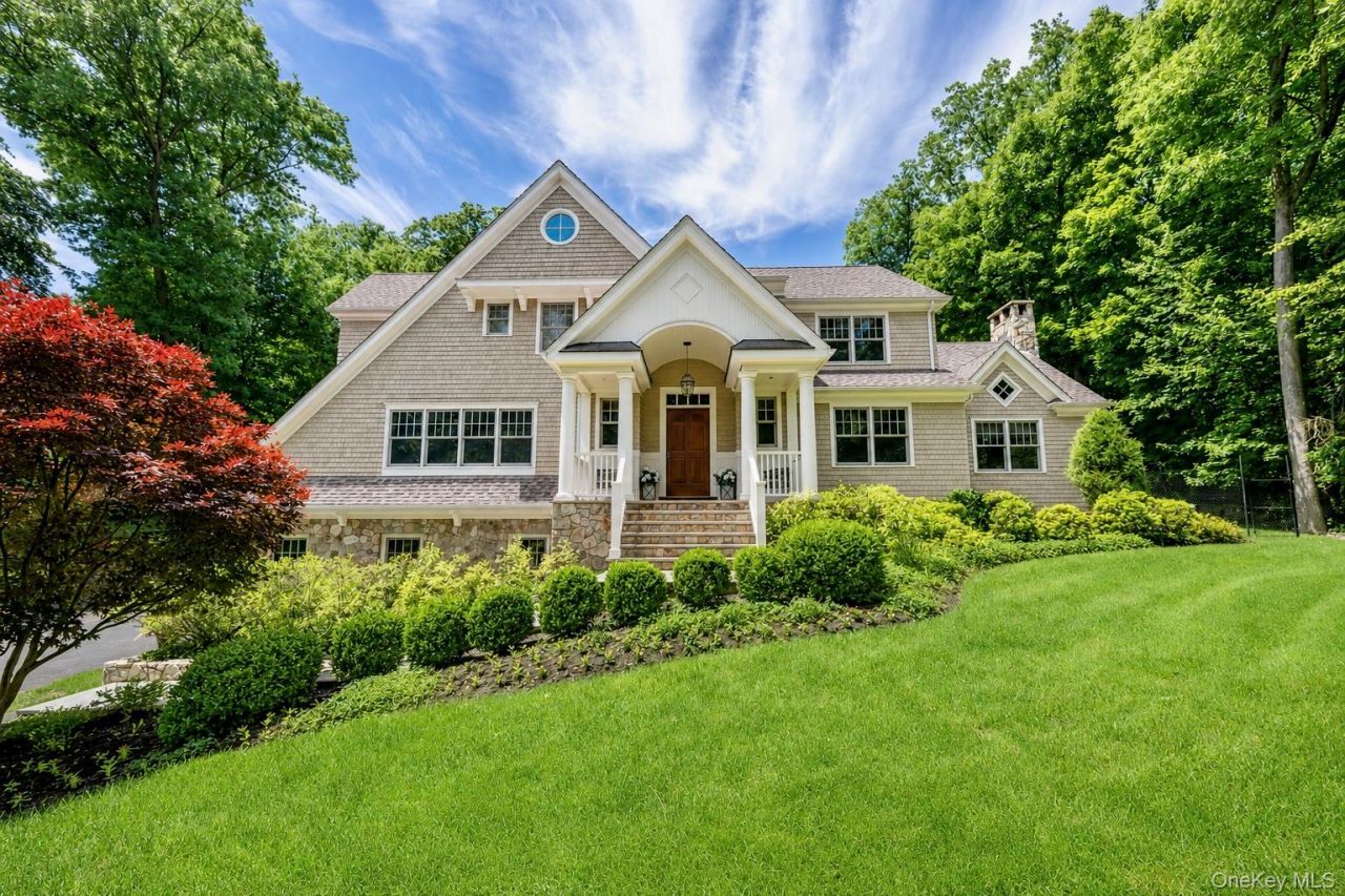 11 Long Pond Road, Armonk, NY 10504 Main Photo