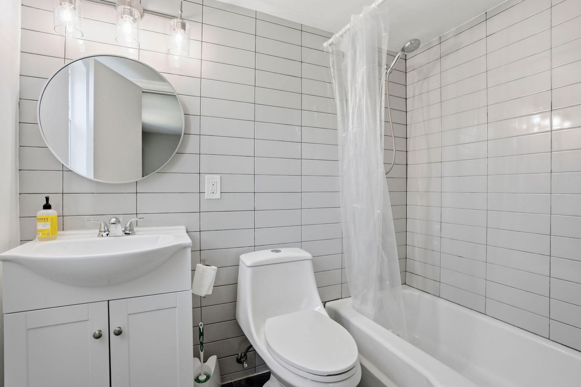 1204 S Lake Drive E, Unit 3, Lantana, FL 33462 Photo
