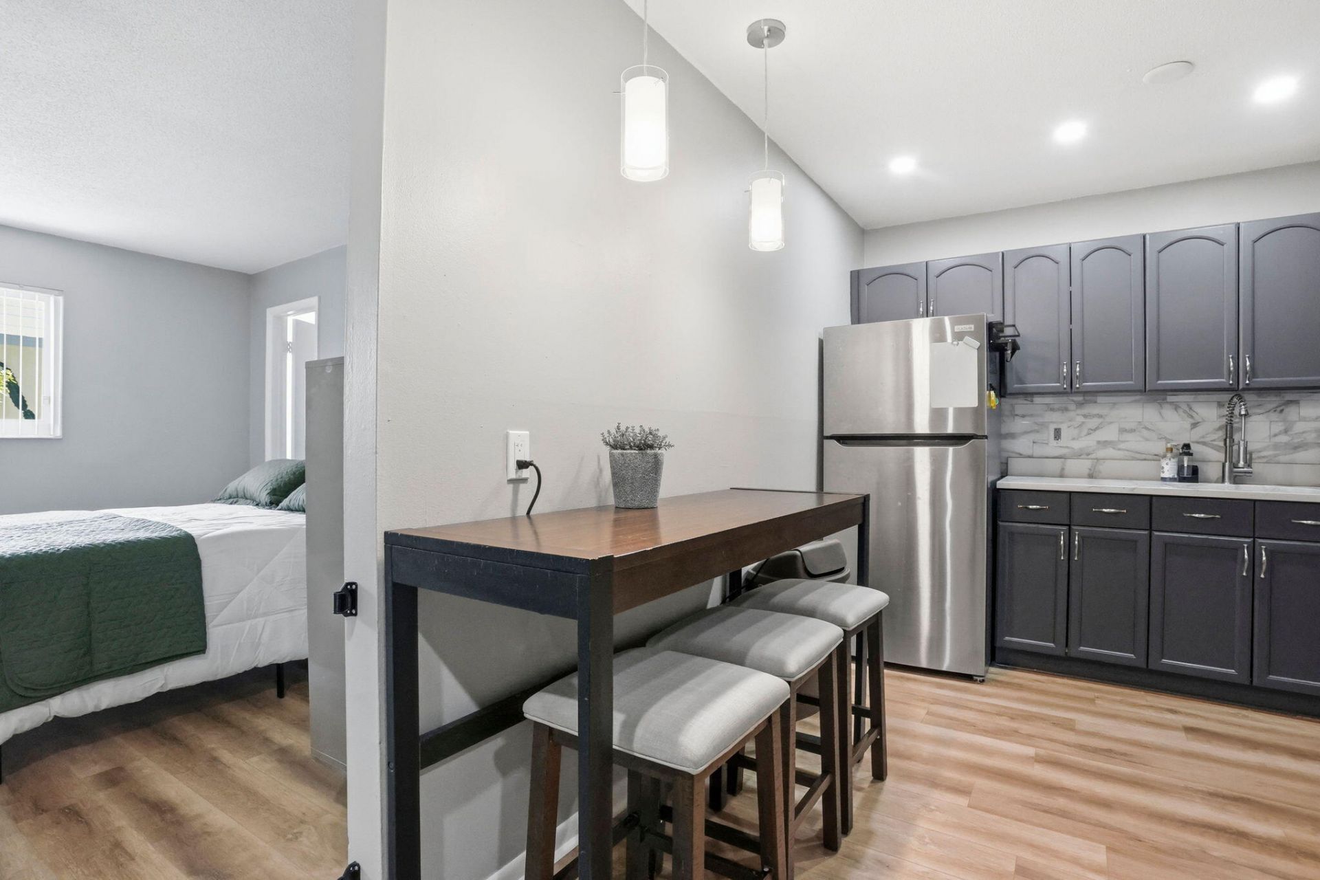 1204 S Lake Drive E, Unit 3, Lantana, FL 33462 Photo