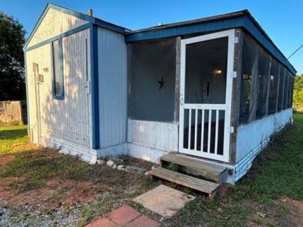 1362 Woodridge , Eustace, TX 75124