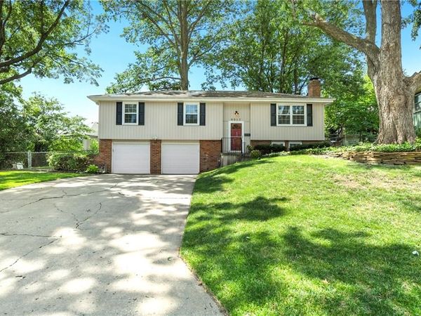 9917 W 65th Place, Merriam, KS 66203