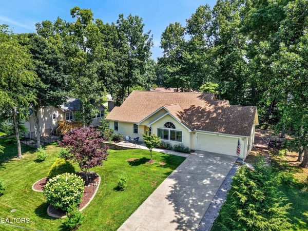 103 Brighton Lane, Crossville, TN 38558