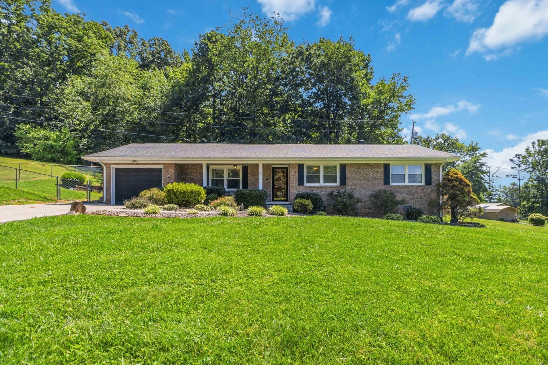 344 Meadow Brook Road, Corbin, KY 40701 Main Photo
