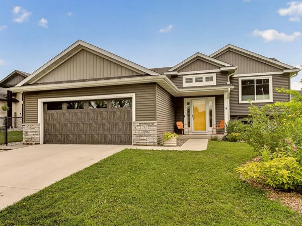 212 Sunnydale Lane SE, Rochester, MN 55904