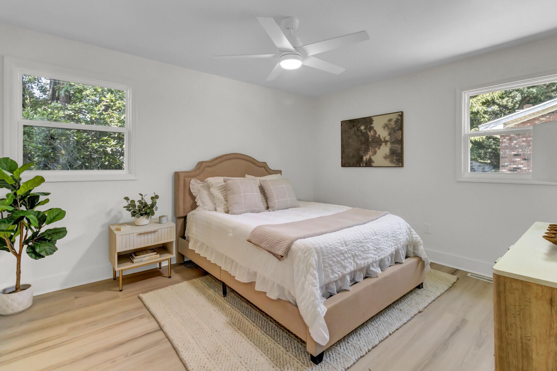 887 Melrose Drive Photo 14