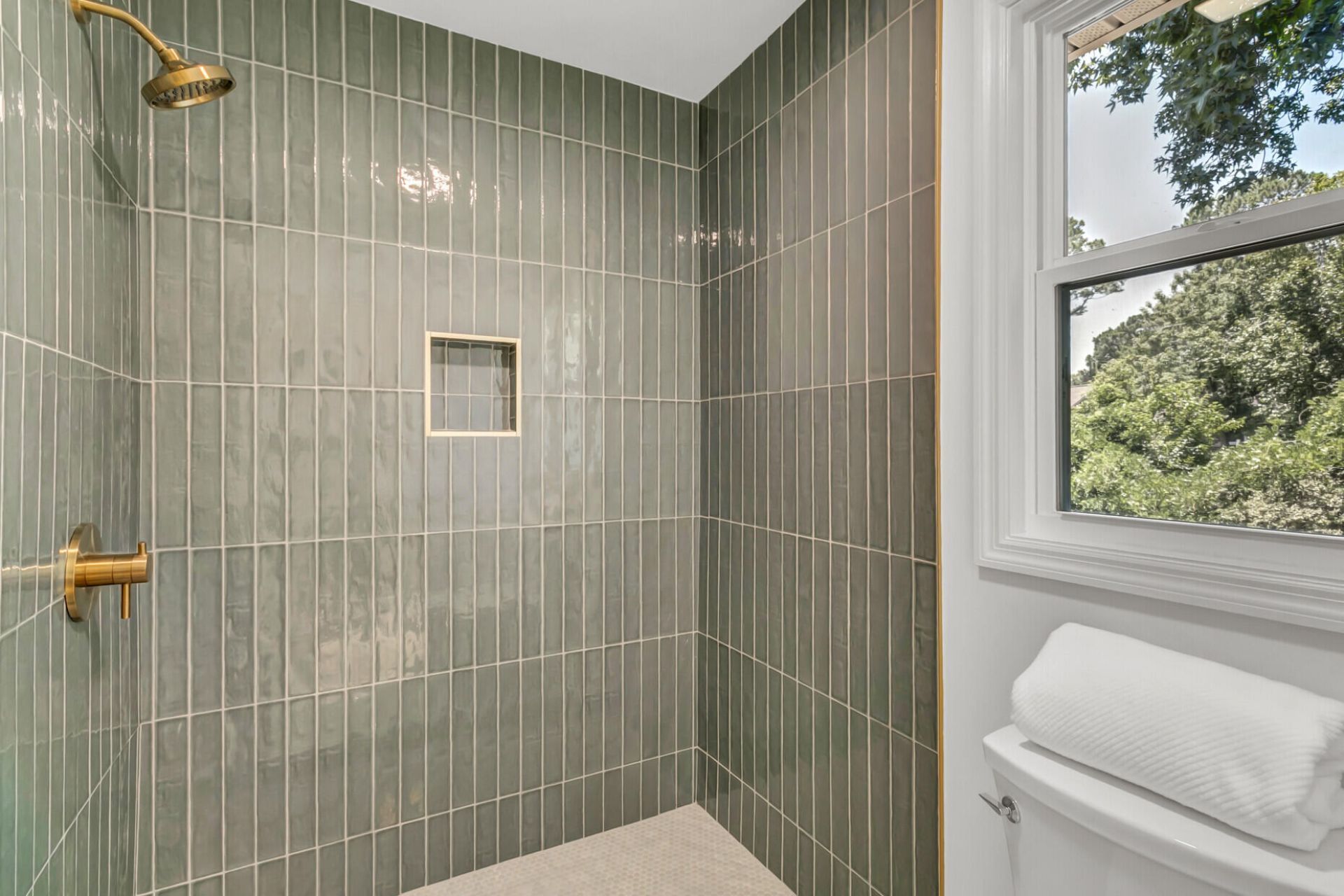 887 Melrose Drive Photo 16
