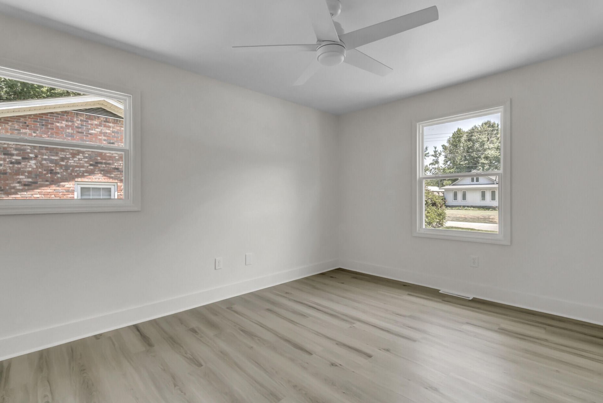 887 Melrose Drive Photo 21