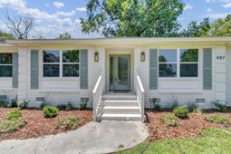 887 Melrose Drive photo 4