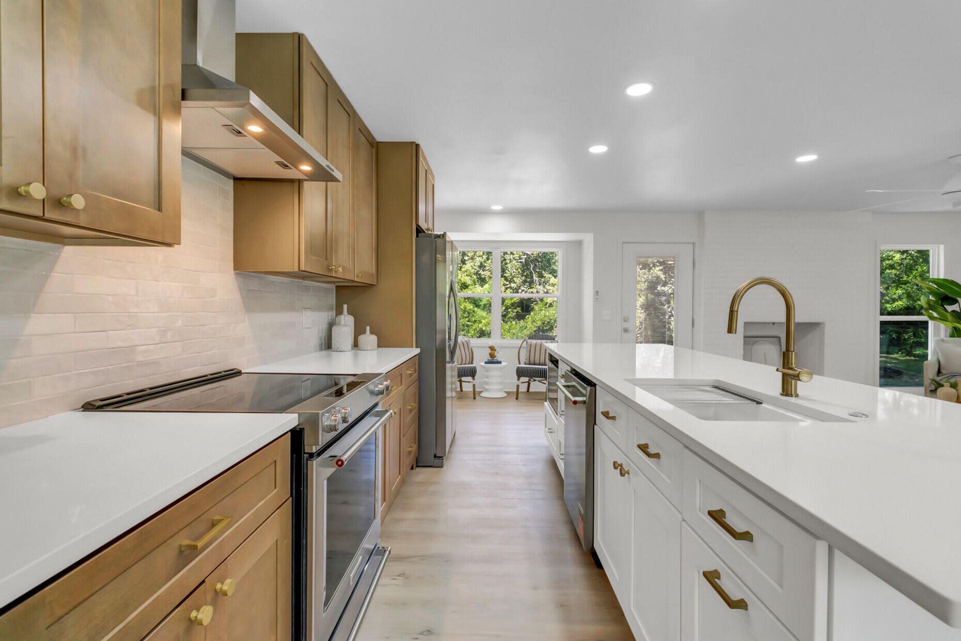 887 Melrose Drive Photo 5