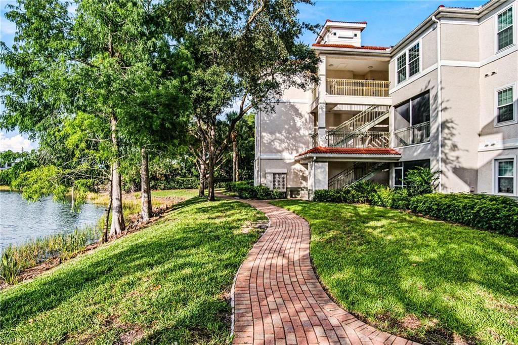 23560 Walden Center Dr , Unit 207, Estero, FL 34134 Photo