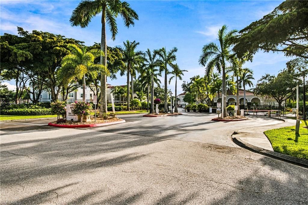 23560 Walden Center Dr , Unit 207, Estero, FL 34134 Photo