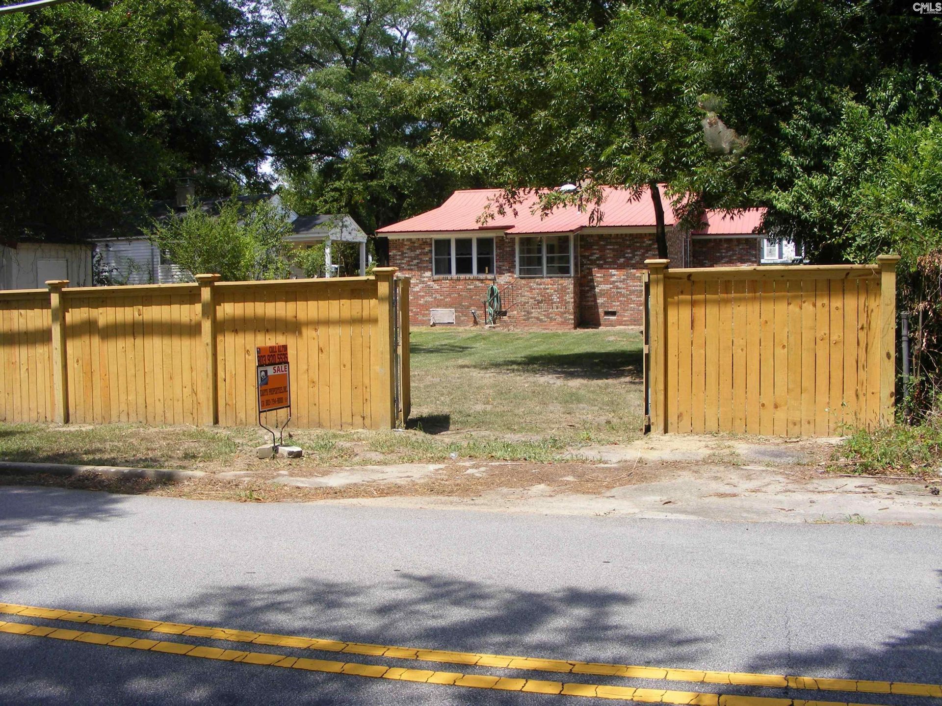606 Hemhill Street Photo 11