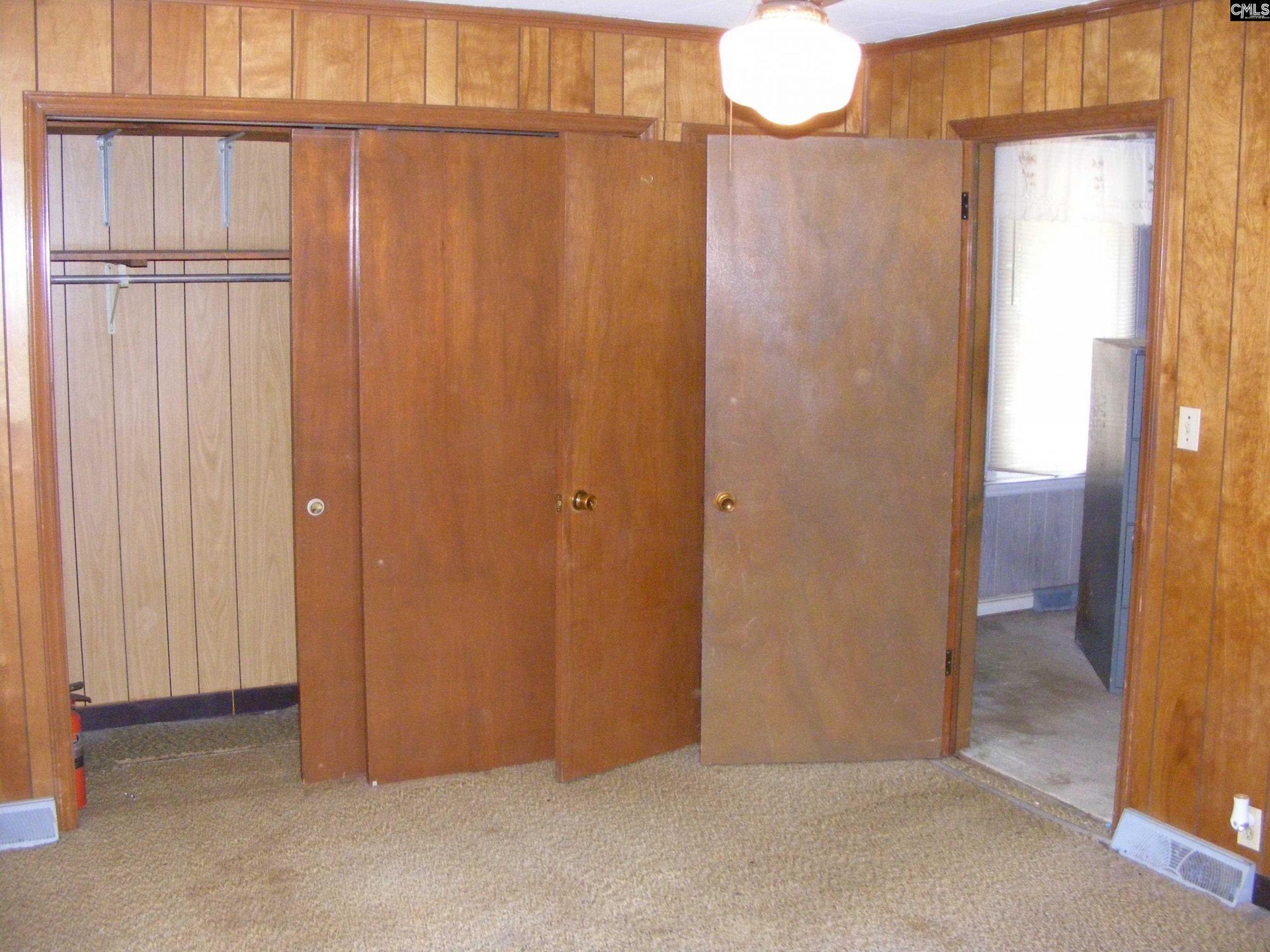 606 Hemhill Street Photo 12