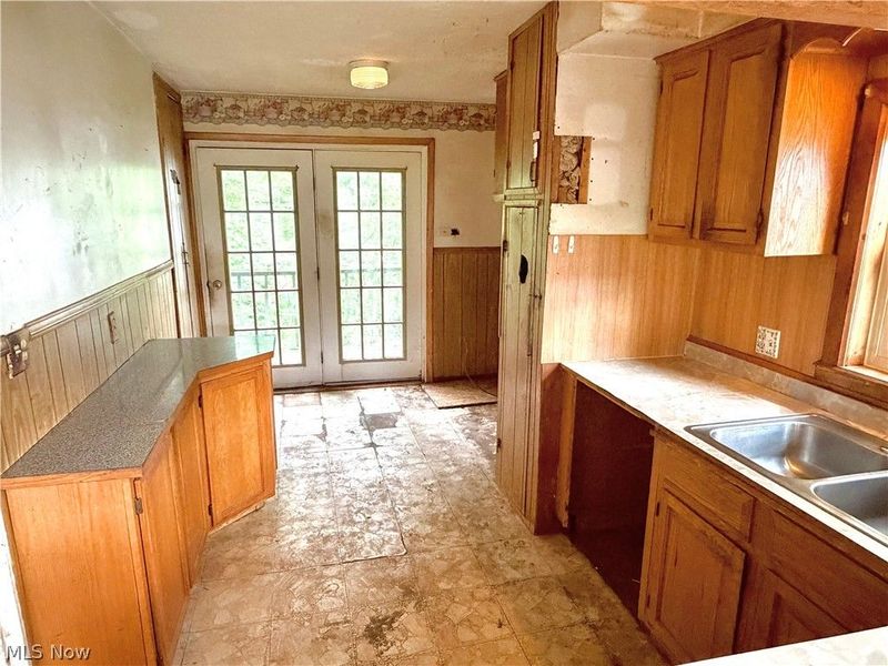 2618 Adams Street, Lakemore, OH 44250 Photo 11