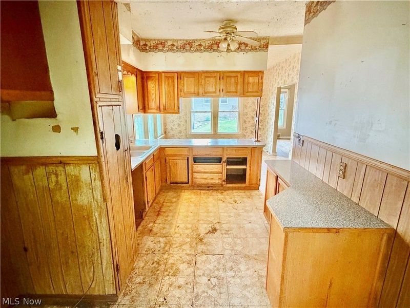 2618 Adams Street, Lakemore, OH 44250 Photo 12
