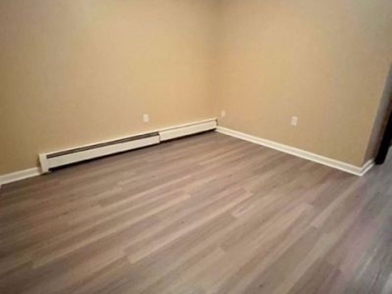 21 Wayne Street, Unit 2, Niles, OH 44446 Photo 10