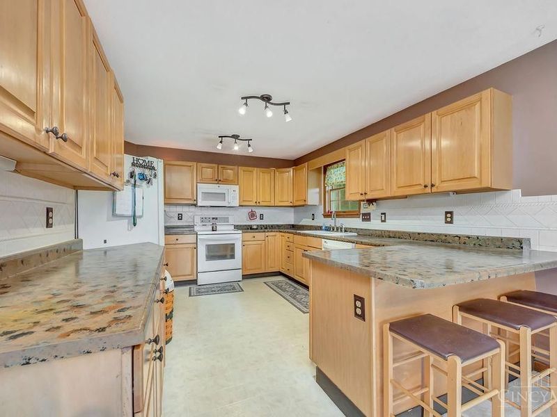7947 Contreras Road, Oxford Township, OH 45056 Photo 16
