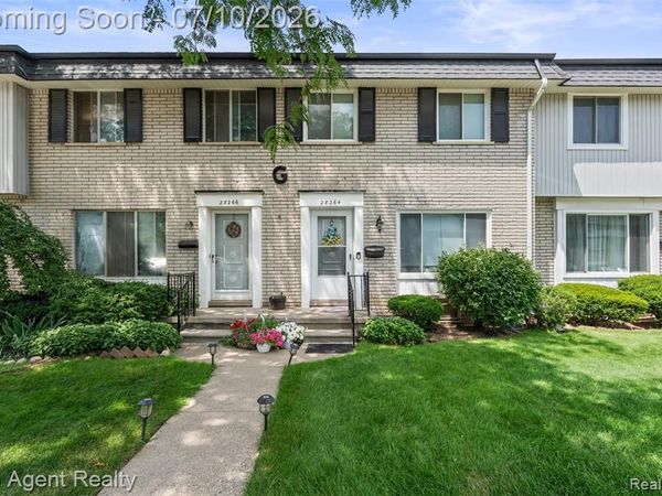 28264 Universal Drive, Warren, MI 48092