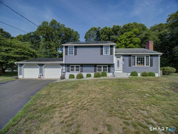 34 Roberta , North Haven, CT 06473
