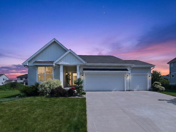 1218 Patriot Way, Sun Prairie, WI 53590