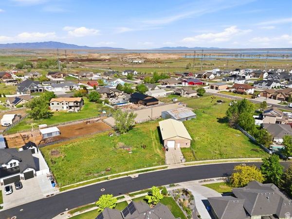 1685 N OLSEN WAY , Unit 801, West Bountiful, UT 84087