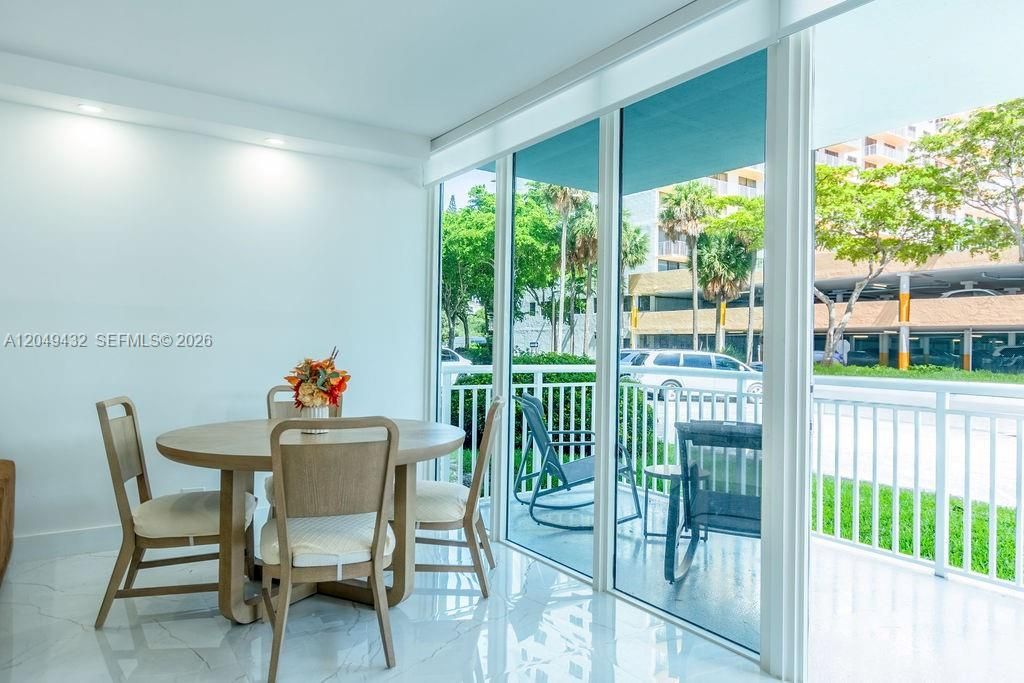 301 174th St, Unit L05, Sunny Isles Beach, FL 33160 Photo
