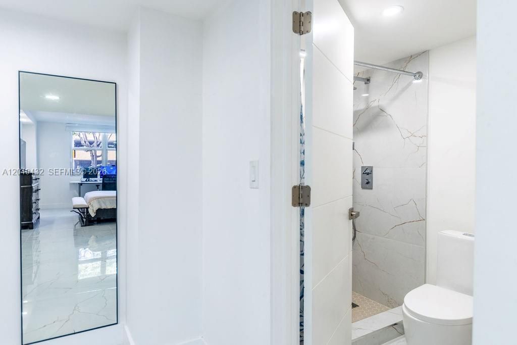 301 174th St, Unit L05, Sunny Isles Beach, FL 33160 Photo