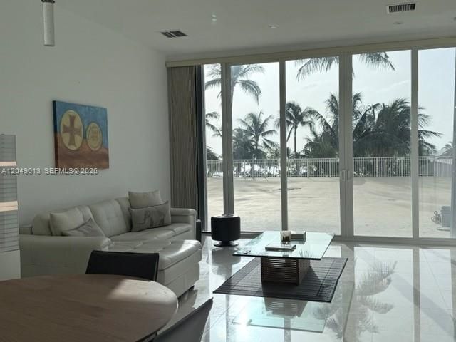 881 Ocean Dr , Unit L2, Key Biscayne, FL 33149 Photo