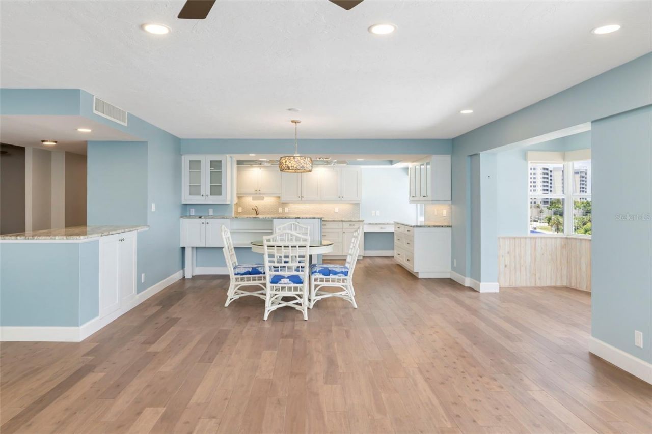 1750 Benjamin Franklin Drive, Unit 6F, Sarasota, FL 34236 Photo