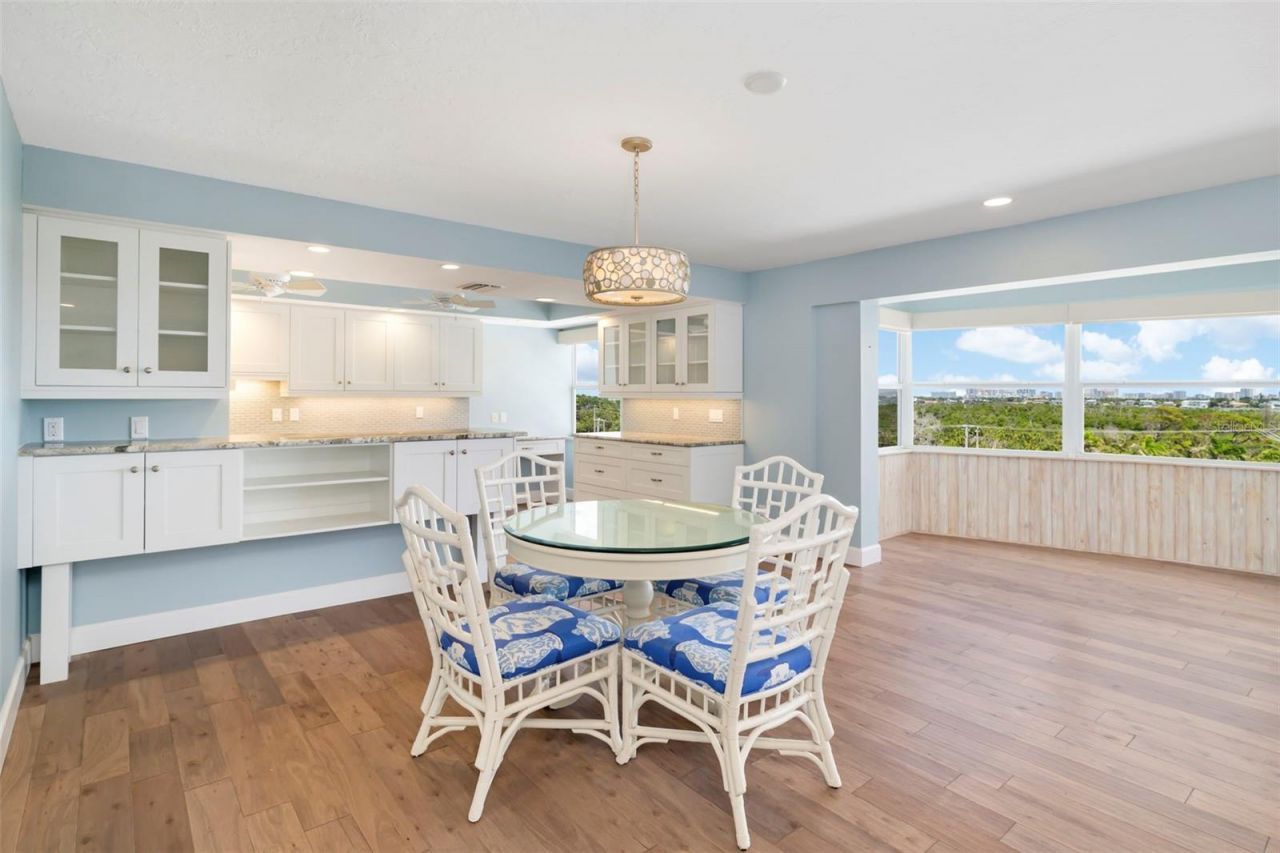 1750 Benjamin Franklin Drive, Unit 6F, Sarasota, FL 34236 Photo