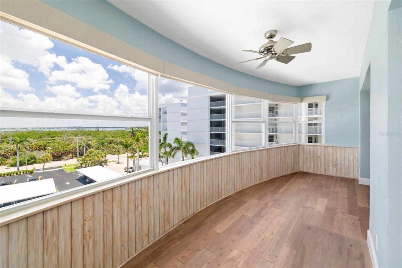 1750 Benjamin Franklin Drive, Unit 6F, Sarasota, FL 34236 Photo