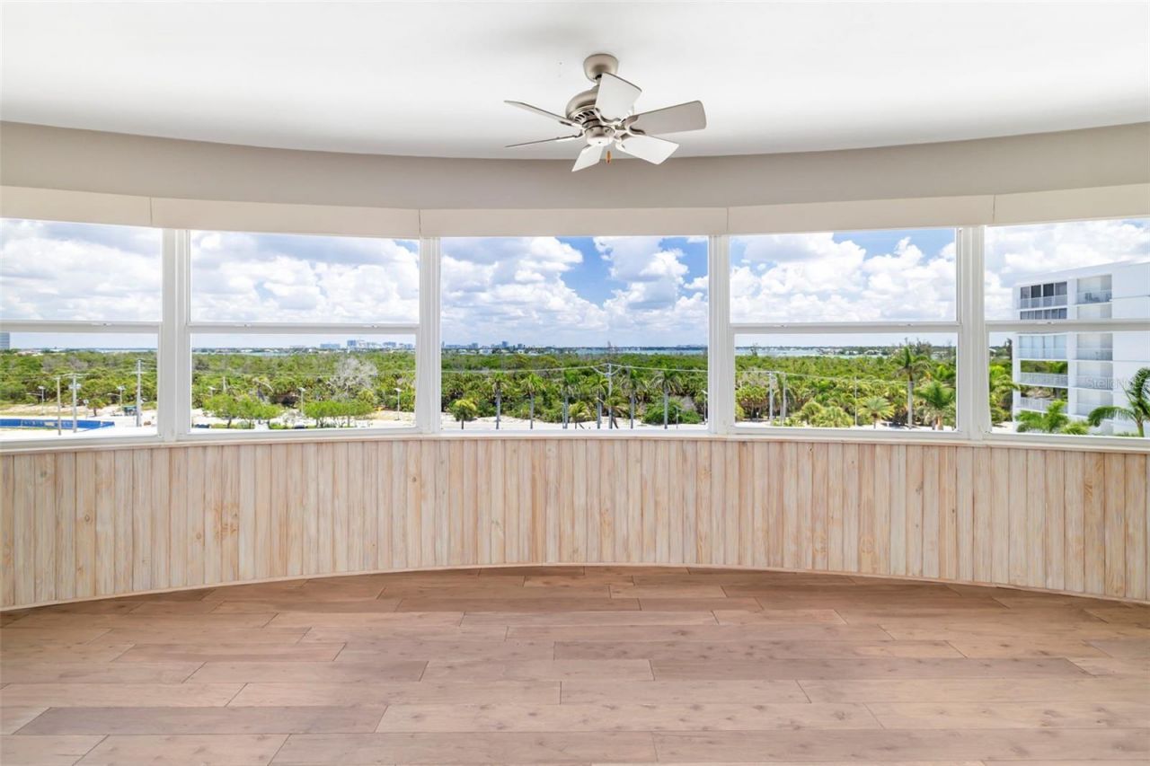 1750 Benjamin Franklin Drive, Unit 6F, Sarasota, FL 34236 Photo